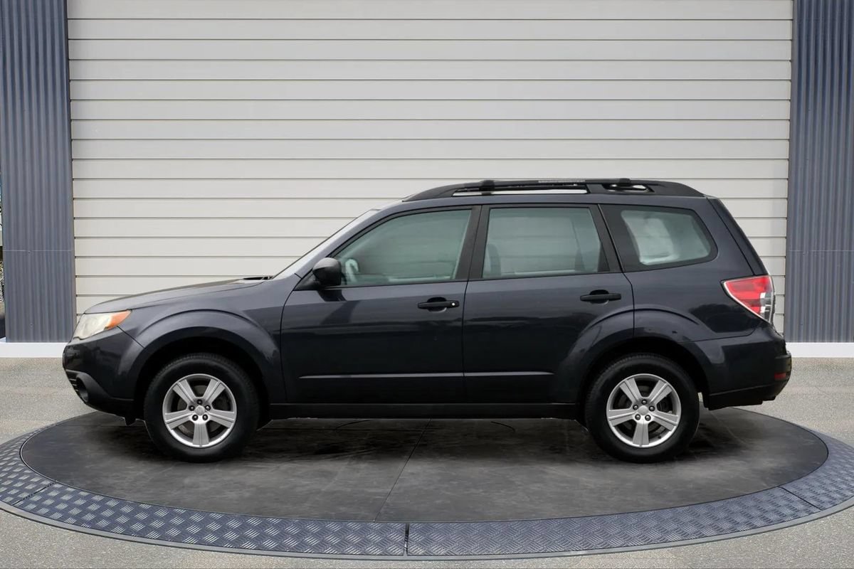 Used 2011 Subaru Forester 2.5X w/ Alloy Wheel Value Pkg AWD/4WD image 4