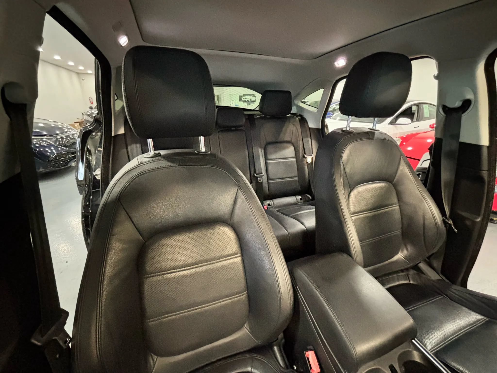 Used 2018 Jaguar E-PACE S AWD/4WD image 22