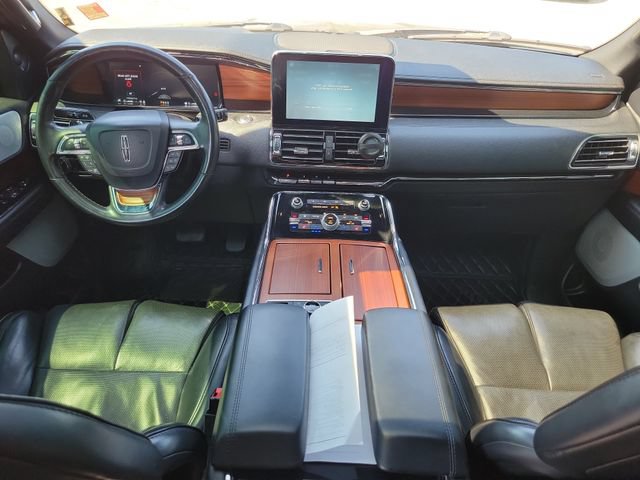 Used 2019 Lincoln Navigator L Reserve AWD/4WD image 15