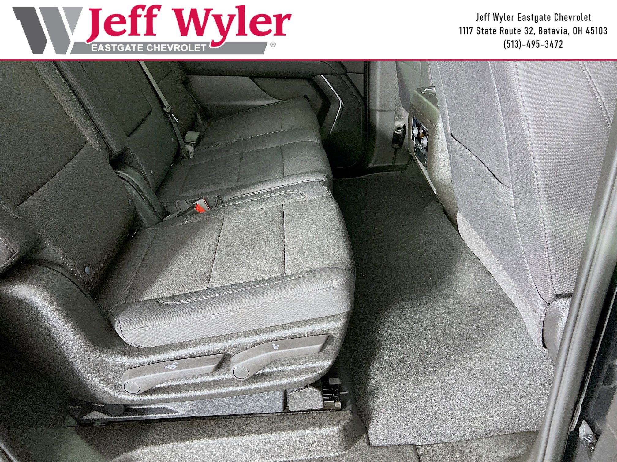 New 2026 Chevrolet Suburban LS w/ LPO, Dark Essentials Package image 24