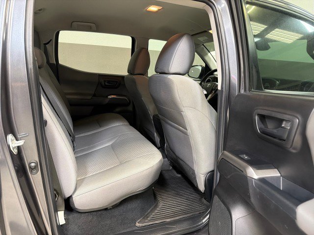 Used 2022 Toyota Tacoma SR5 w/ Technology Package image 61