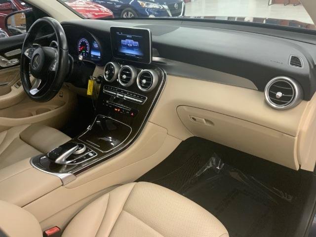 Used 2017 Mercedes-Benz GLC 300 4MATIC Coupe image 10