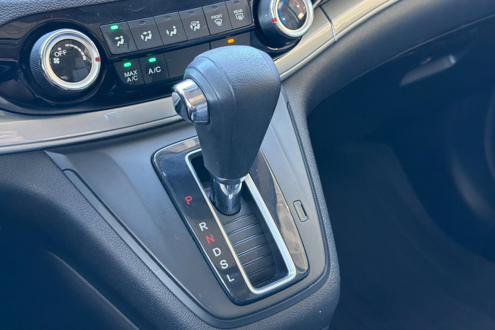 Used 2015 Honda CR-V EX image 26