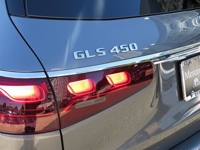 Used 2025 Mercedes-Benz GLS 450 4MATIC image 30