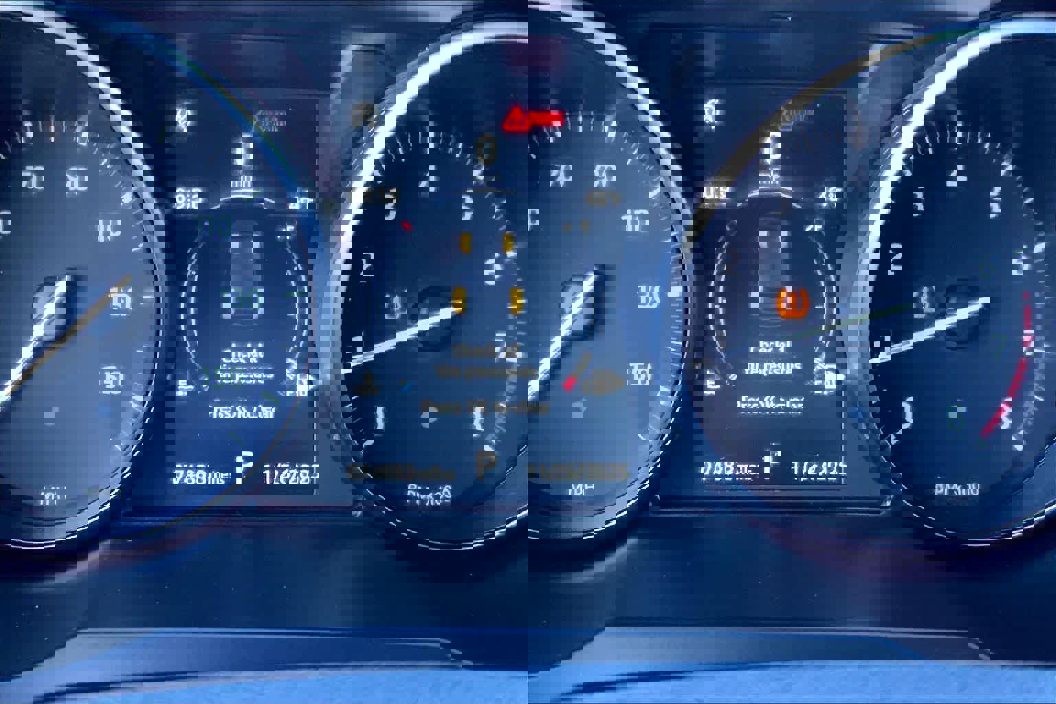 Used 2018 Land Rover Range Rover Evoque SE Premium image 22