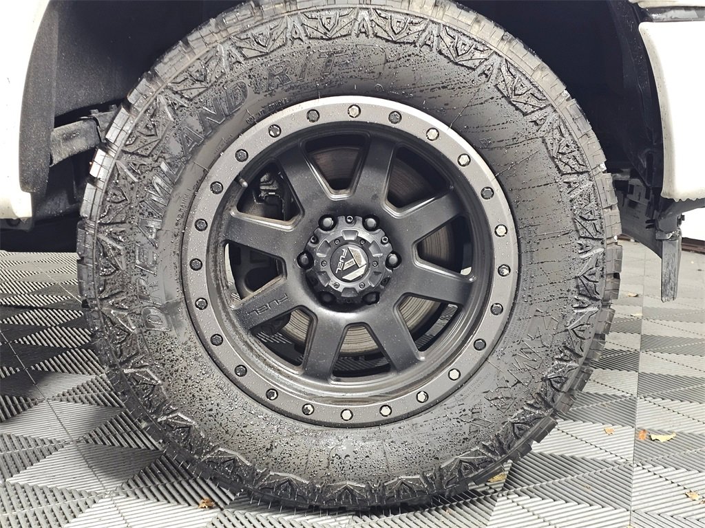 Used 2017 Ford F150 Platinum w/ Max Trailer Tow Package image 9