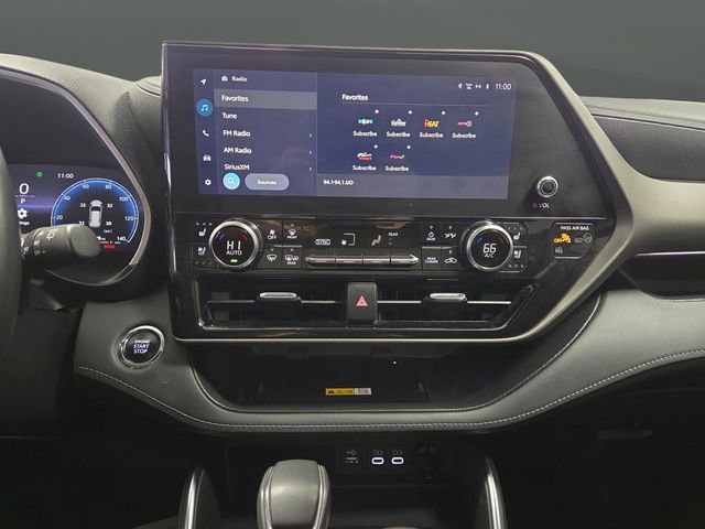 Used 2023 Toyota Highlander L image 9