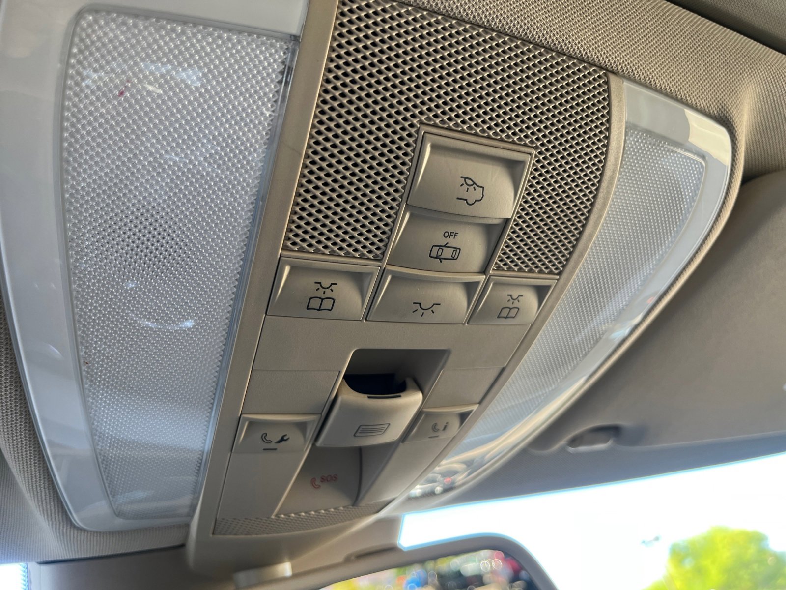 Used 2015 Mercedes-Benz GLK 250 BlueTEC 4MATIC image 32