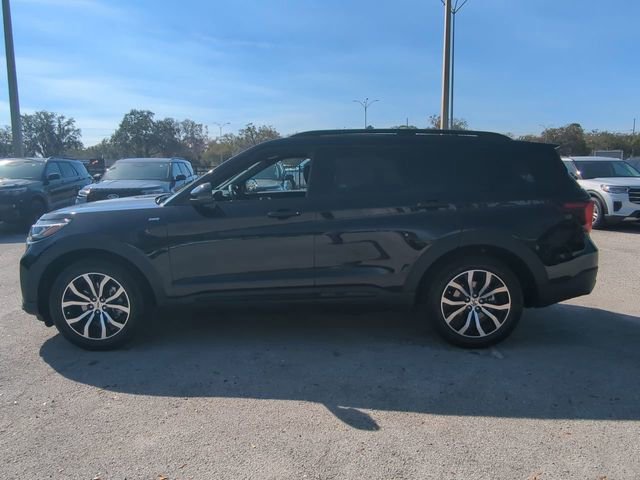 New 2026 Ford Explorer ST-Line image 8