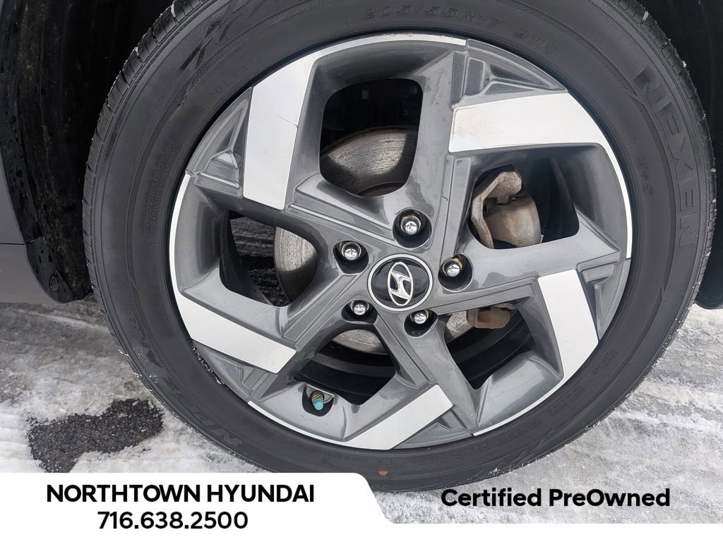 Certified 2023 Hyundai Venue SEL w/ Cargo Package image 40