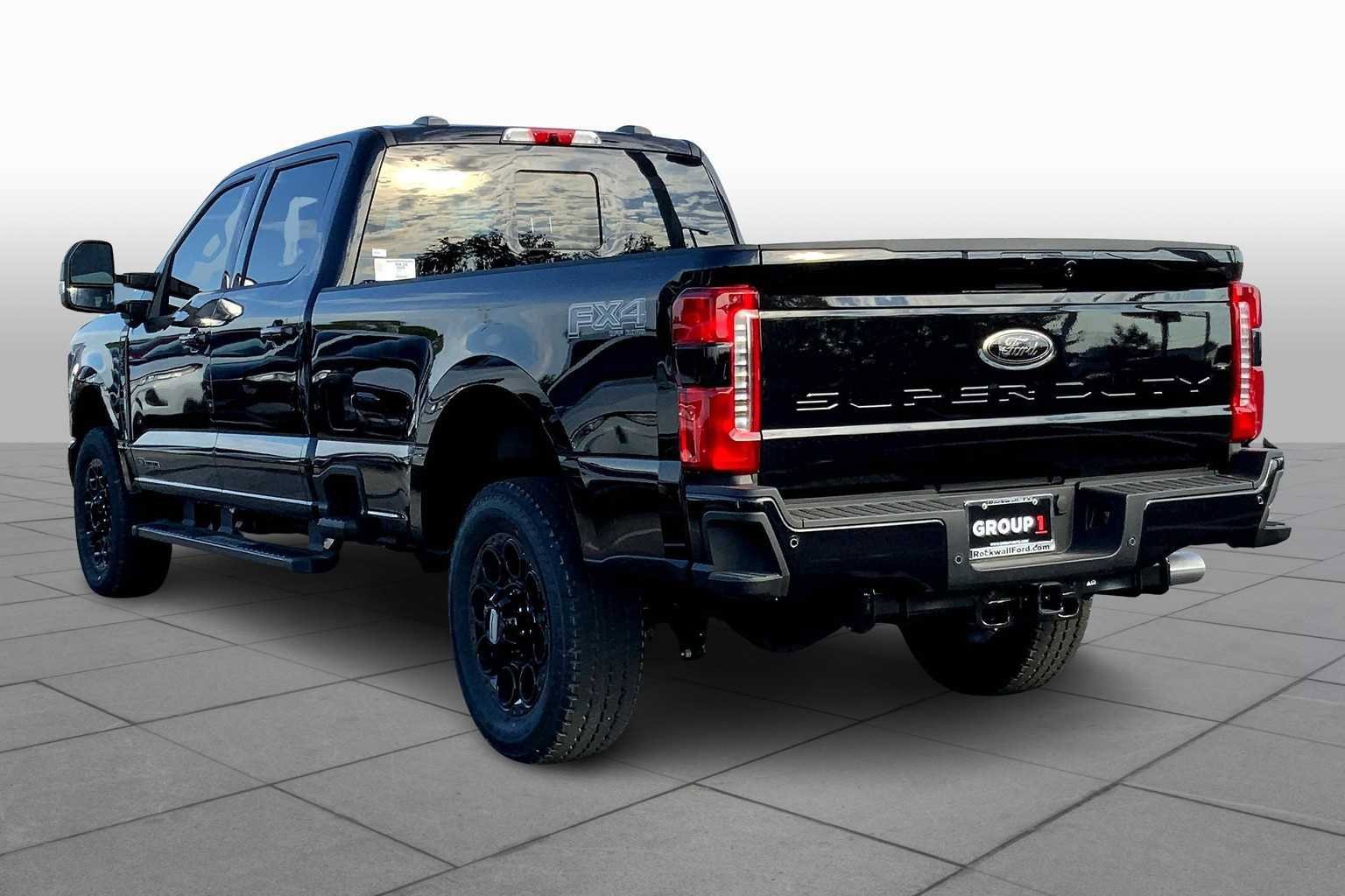 New 2026 Ford F350 XLT w/ XLT Premium Package AWD/4WD image 9