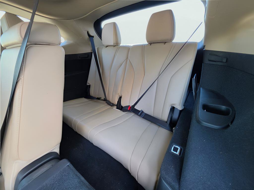 Used 2023 Acura MDX SH-AWD image 32