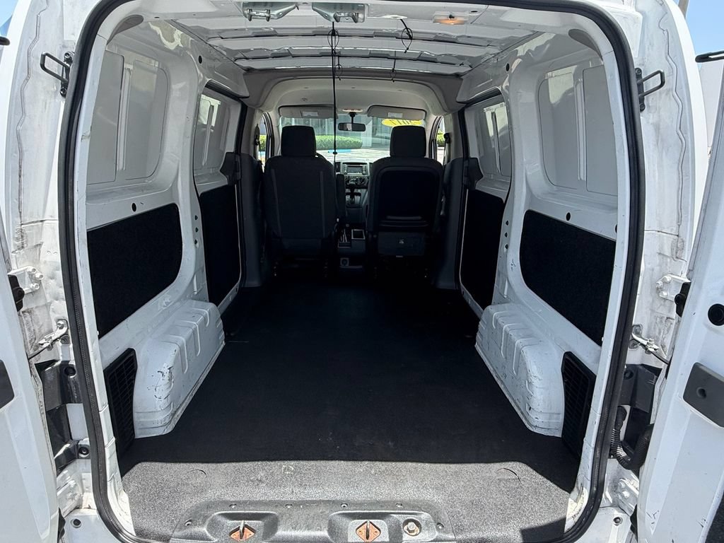 Used 2017 Nissan NV200 SV w/ Technology Package FWD image 13