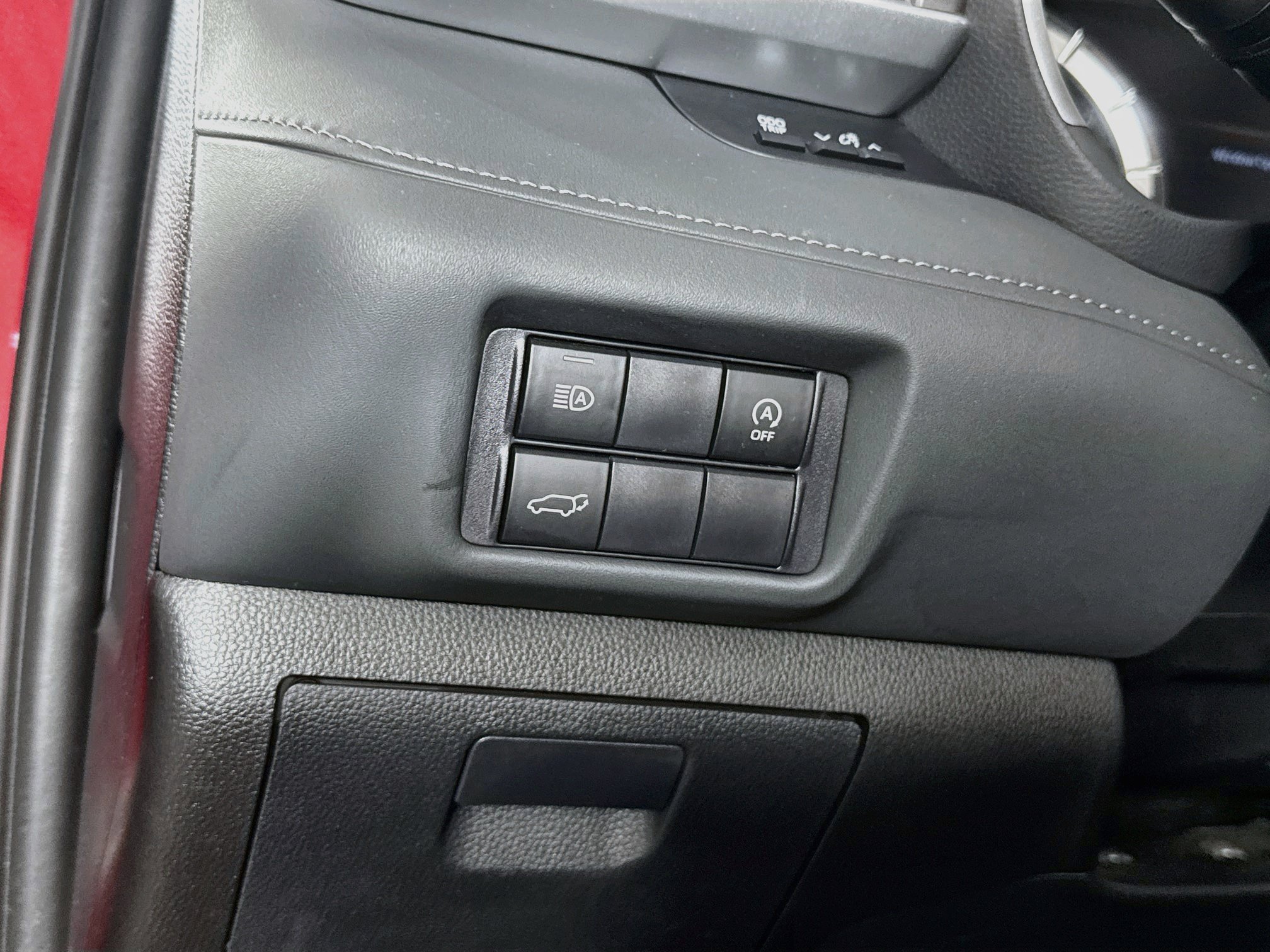 Certified 2026 Toyota Highlander XLE AWD/4WD image 11