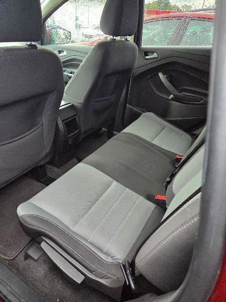 Used 2015 Ford Escape SE image 13