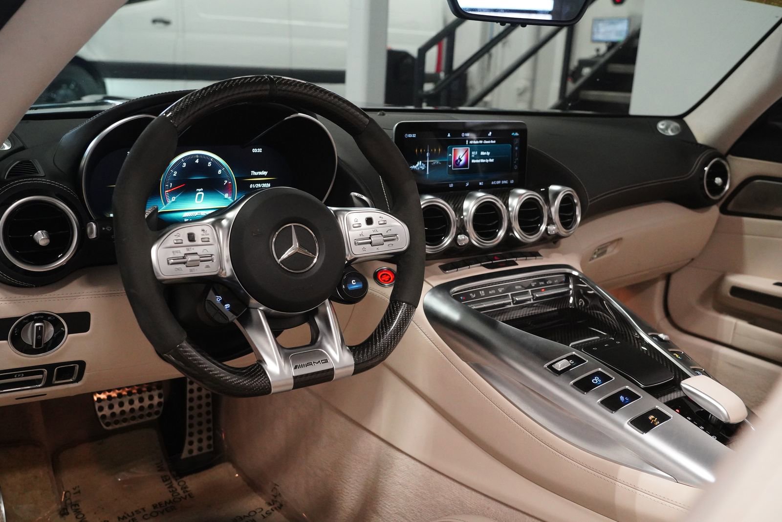 Certified 2020 Mercedes-Benz AMG GT C image 17