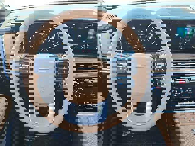 Used 2024 Hyundai Santa Fe Limited image 26