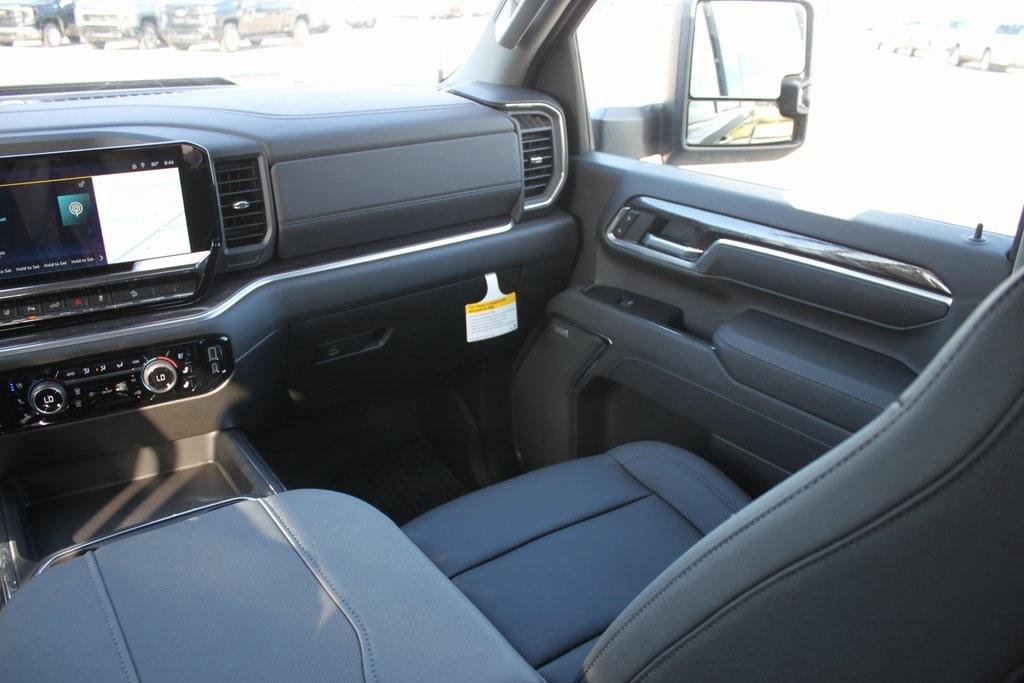 New 2026 Chevrolet Silverado 2500 LTZ w/ LTZ Plus Package image 7