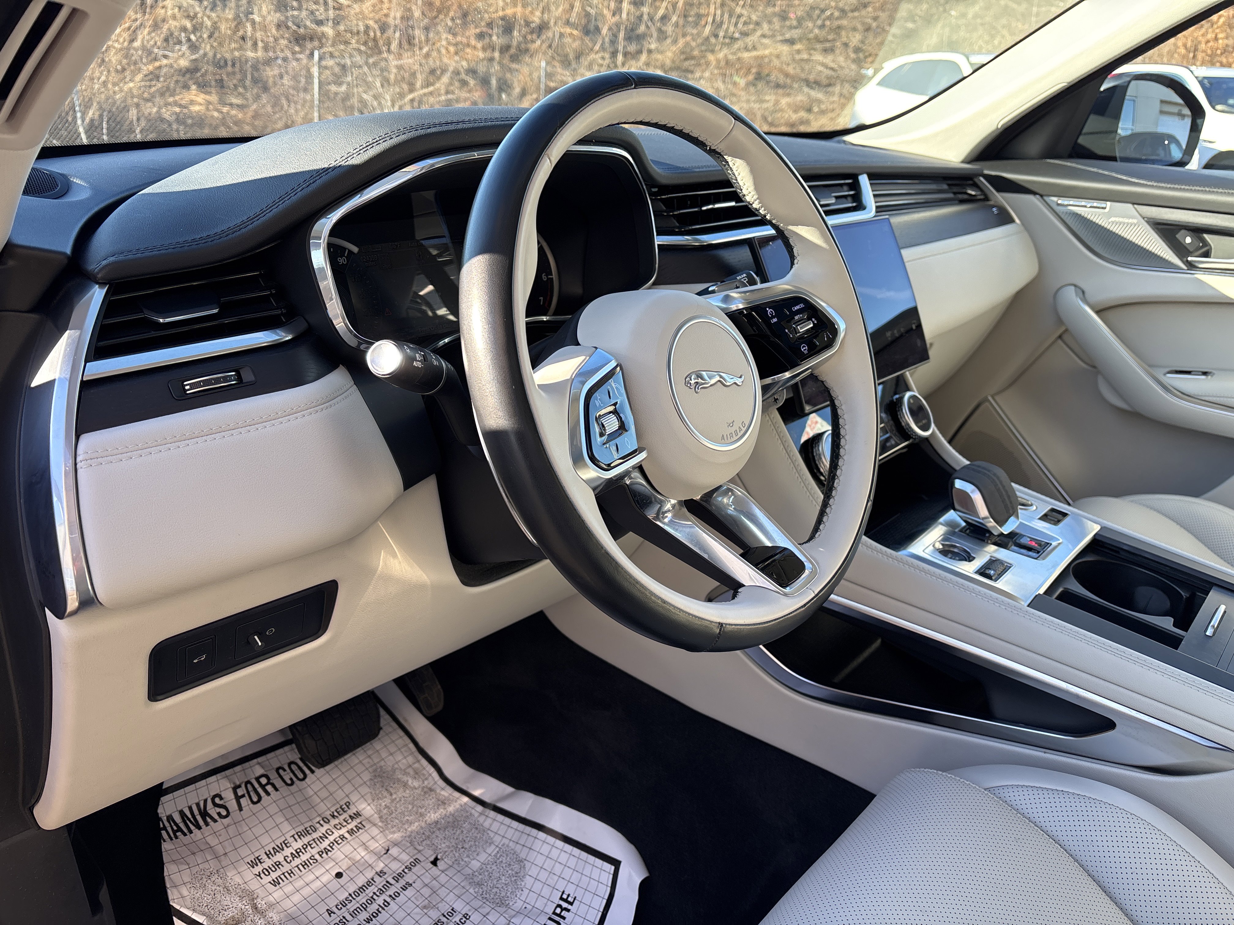 Certified 2023 Jaguar F-PACE S image 12