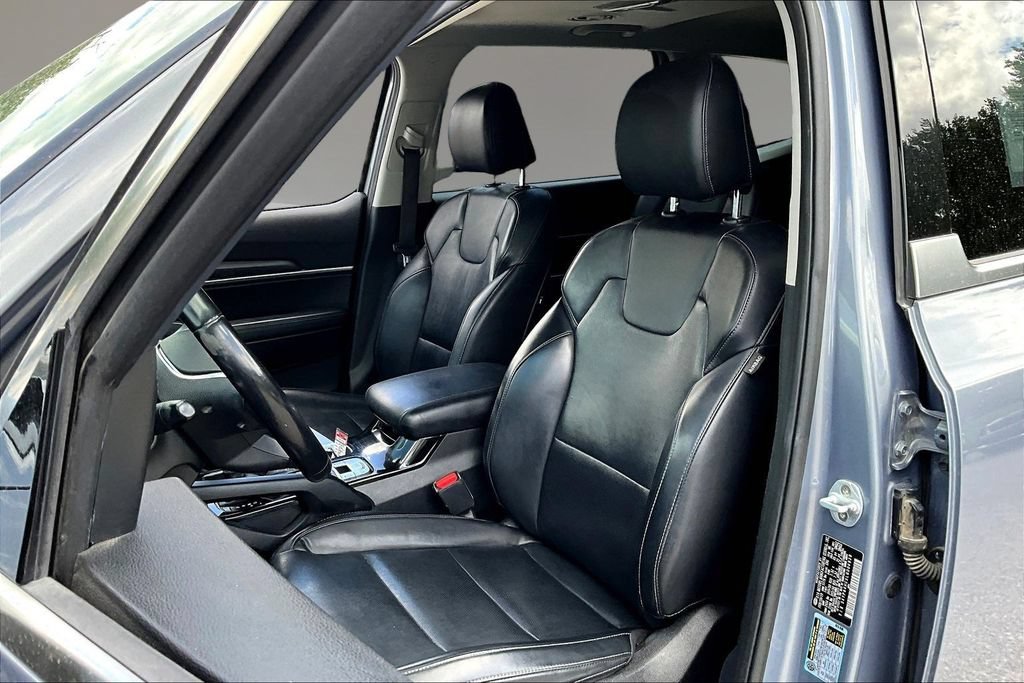 Used 2020 Kia Telluride S FWD image 19