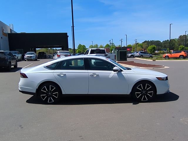 Used 2024 Honda Accord Touring image 14