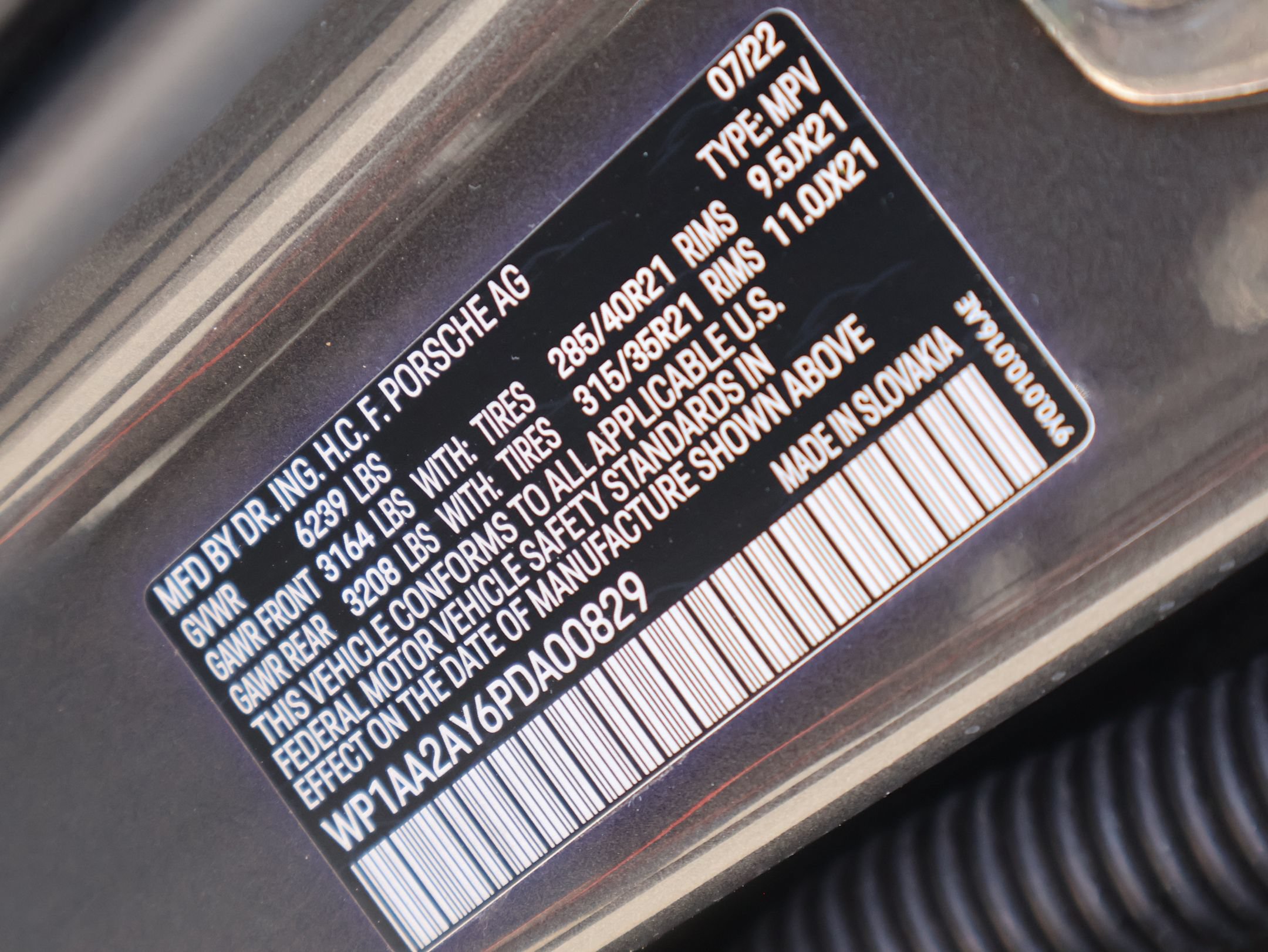 Used 2023 Porsche Cayenne AWD/4WD image 31