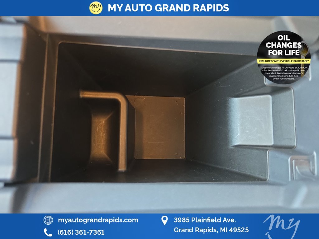 Used 2023 Nissan Rogue SV AWD/4WD image 28