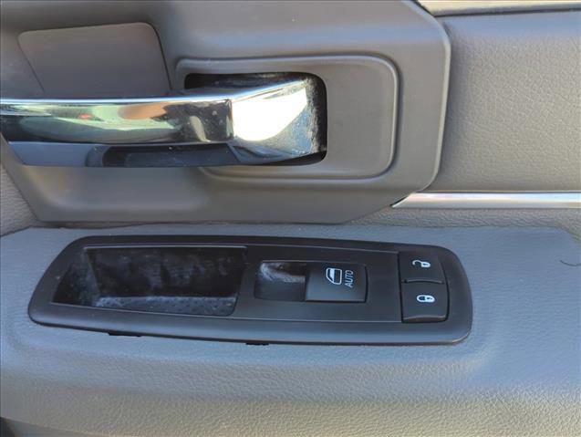 Used 2015 RAM 1500 Big Horn image 24