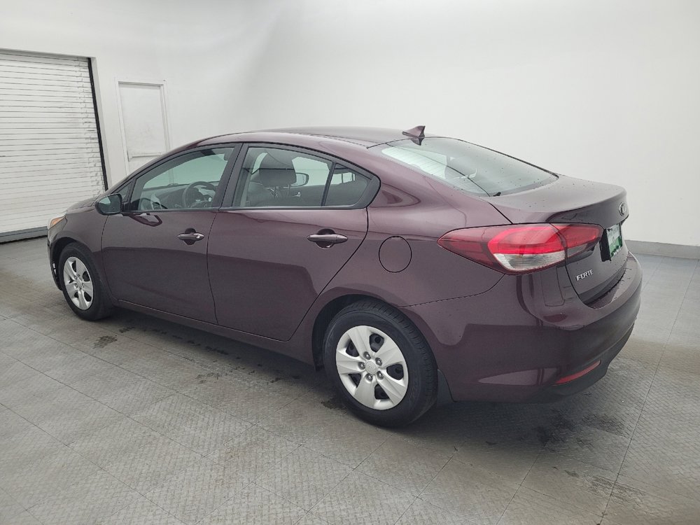 Used 2017 Kia Forte LX w/ LX Popular Package image 3