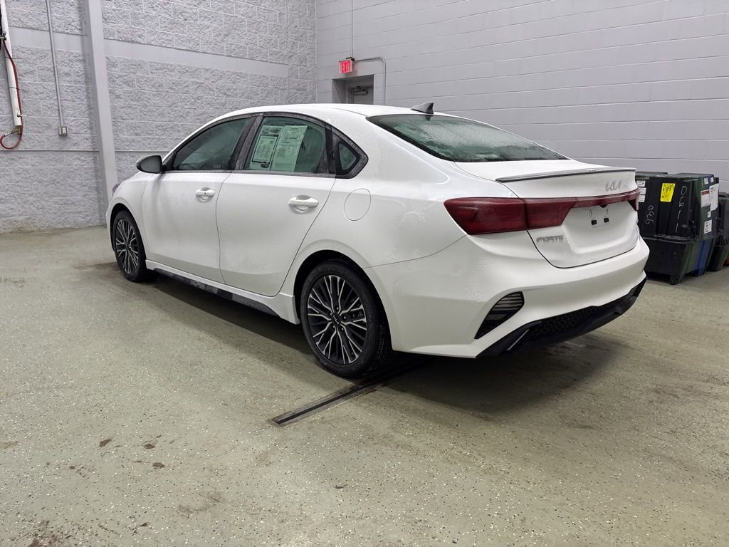 Used 2024 Kia Forte GT-Line w/ GT-Line Premium Package image 5