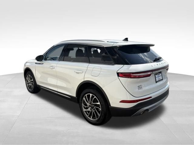 Used 2022 Lincoln Corsair FWD image 7