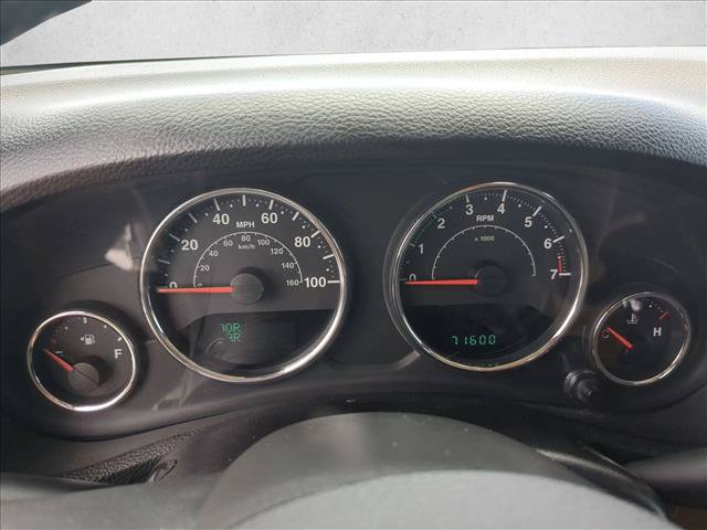 Used 2014 Jeep Wrangler Rubicon w/ Power Convenience Group AWD/4WD image 11