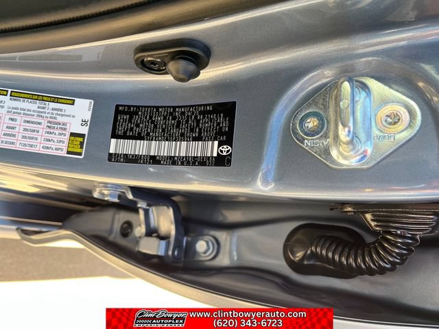 Used 2025 Toyota Corolla LE w/ Convenience Package FWD image 22
