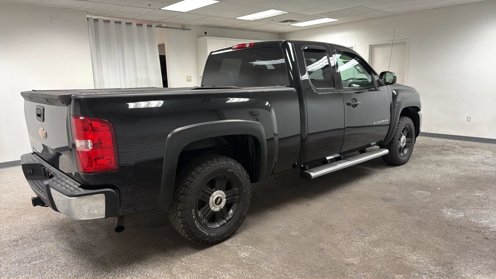 Used 2013 Chevrolet Silverado 1500 LT w/ All-Star Edition AWD/4WD image 5