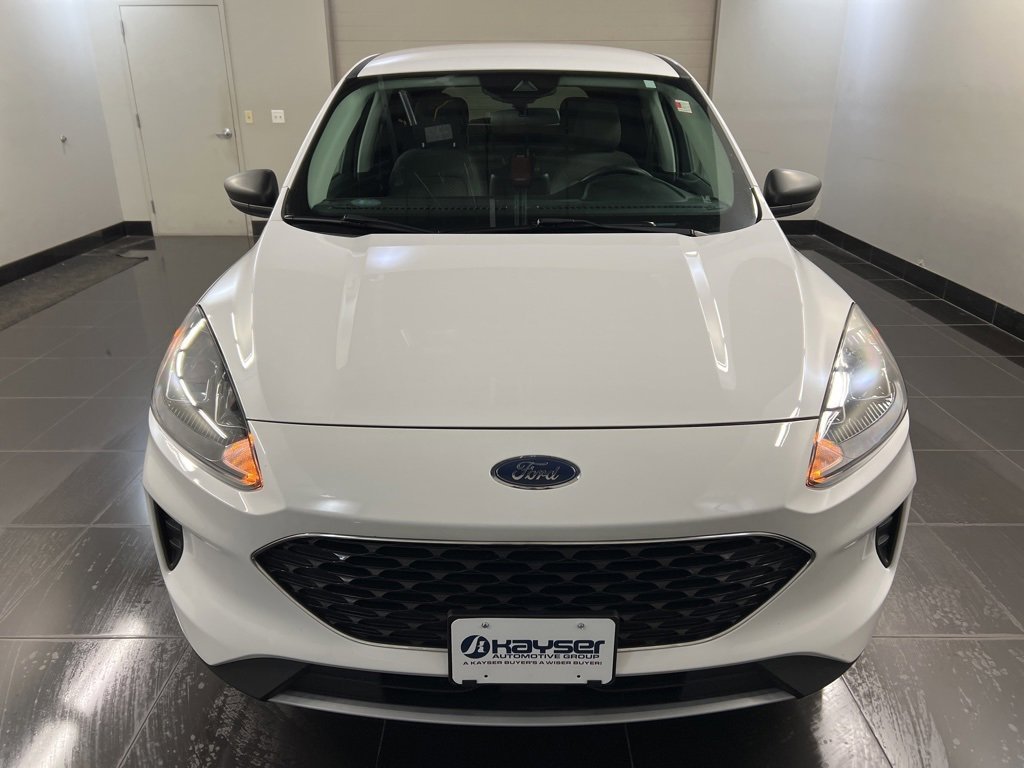 Certified 2022 Ford Escape SE image 2