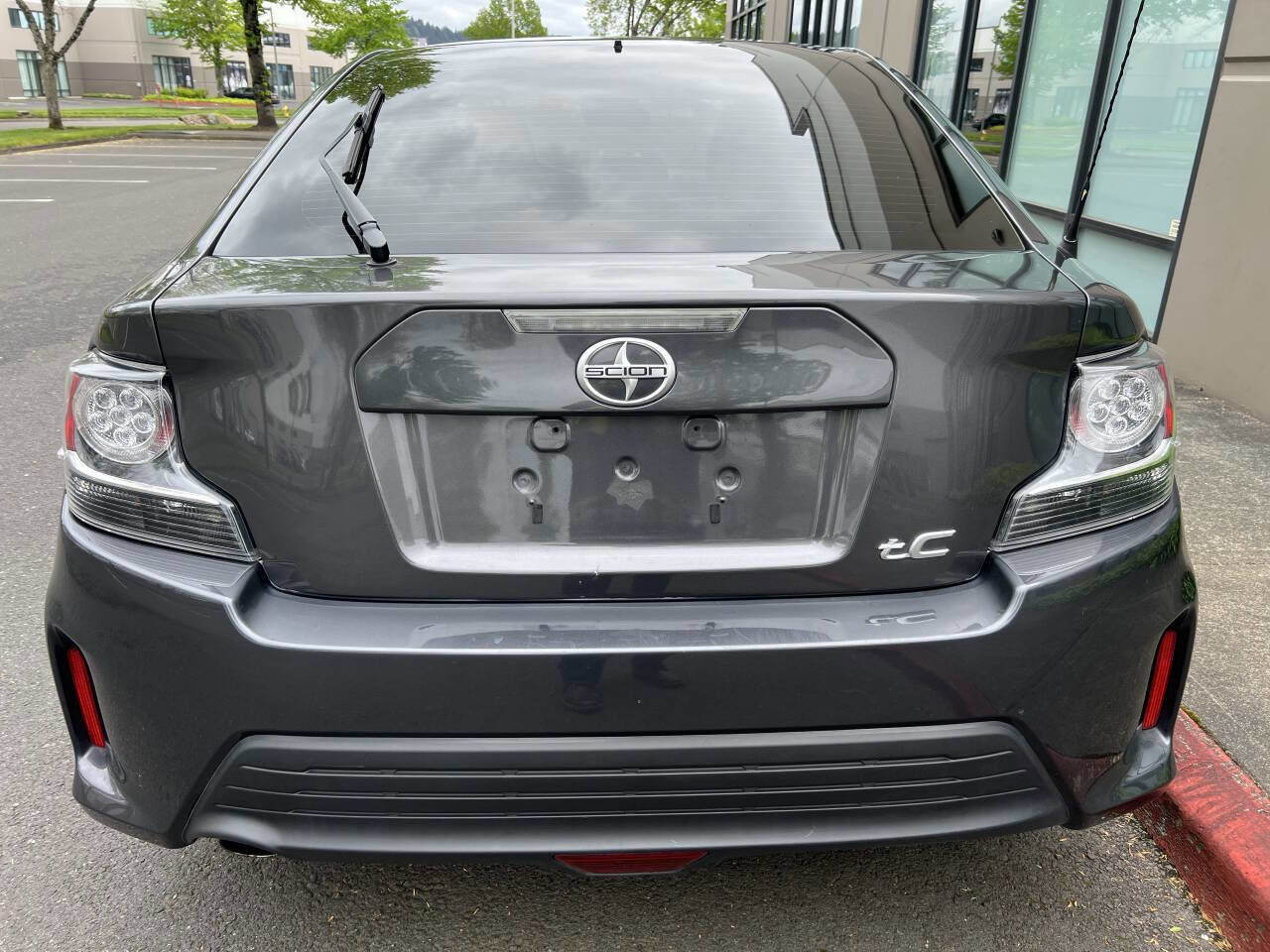 Used 2016 Scion tC FWD image 5