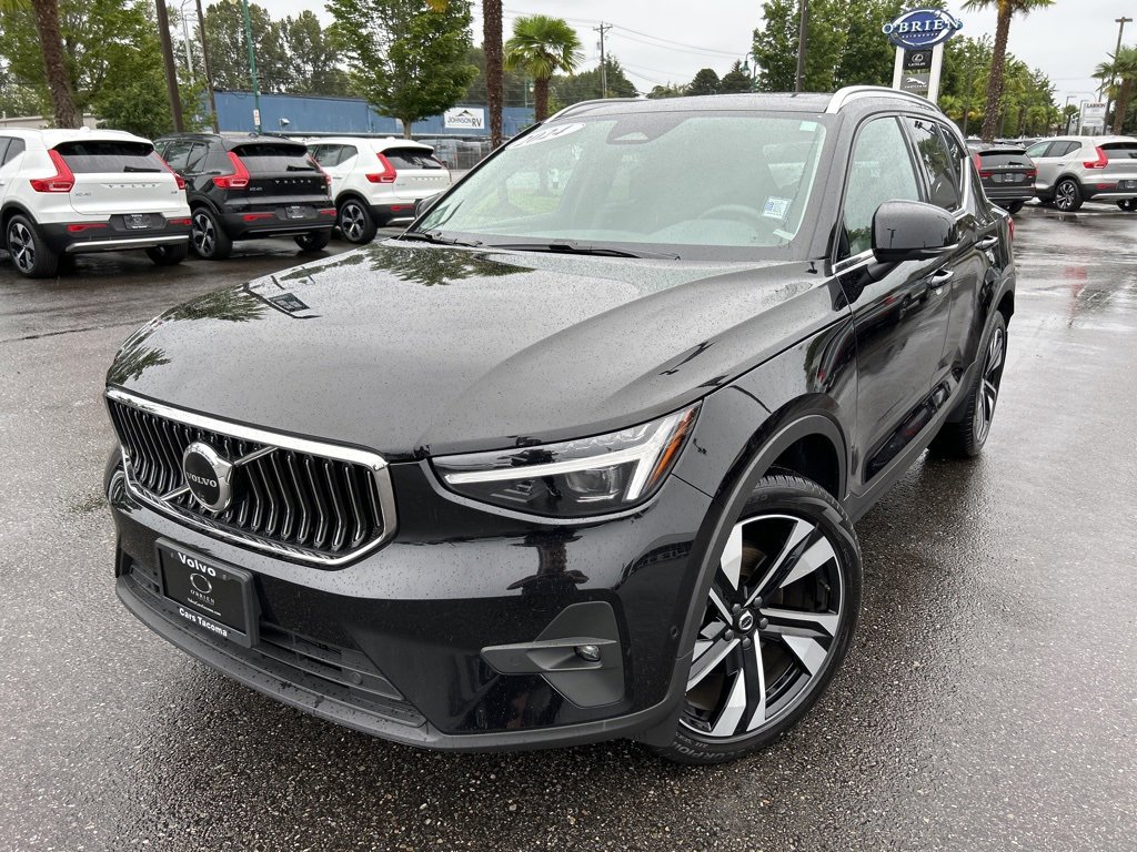 Certified 2024 Volvo XC40 B5 Ultimate w/ Protection Package Premier