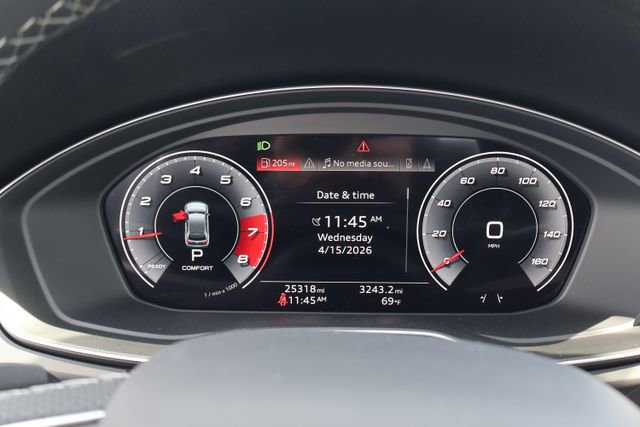 Used 2024 Audi SQ5 Prestige image 8