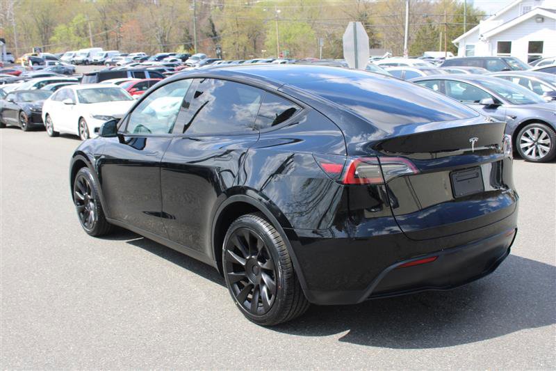 Used 2023 Tesla Model Y Long Range image 5