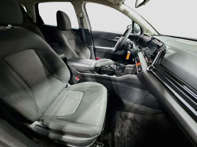 Certified 2023 Kia Sportage LX AWD/4WD image 27