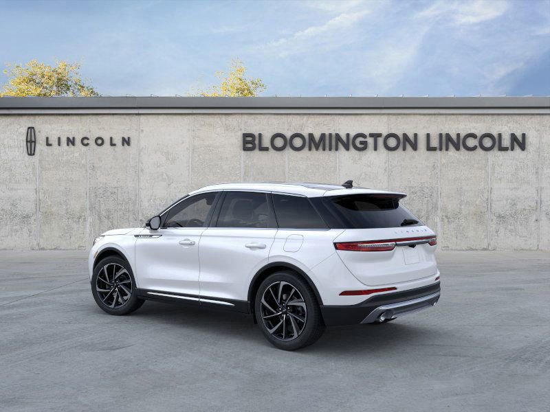 New 2024 Lincoln Corsair Reserve w/ Equipment Group 202A image 4