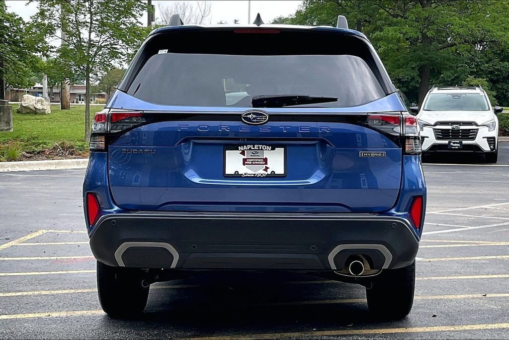 Used 2025 Subaru Forester Limited w/ Popular Package AWD/4WD image 3