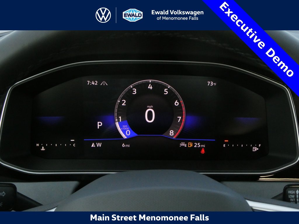 New 2025 Volkswagen Jetta SE image 5