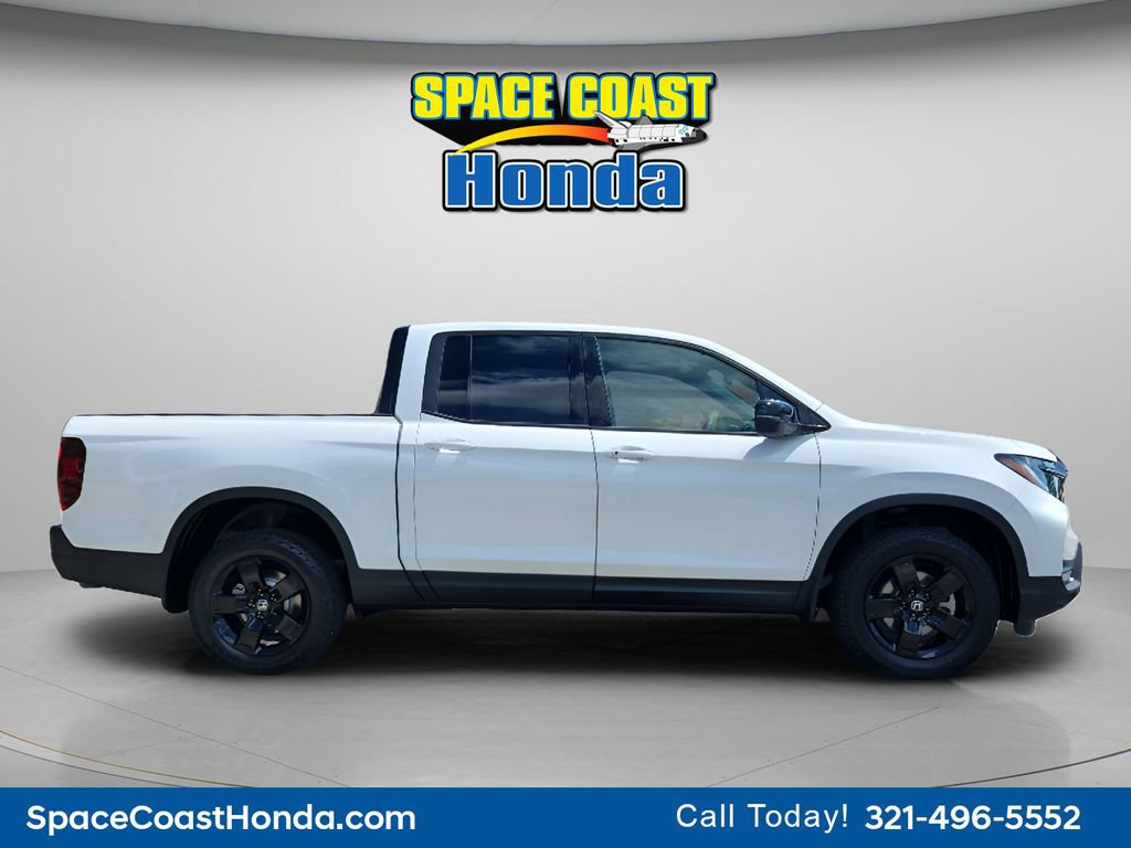 New 2026 Honda Ridgeline Black Edition image 2