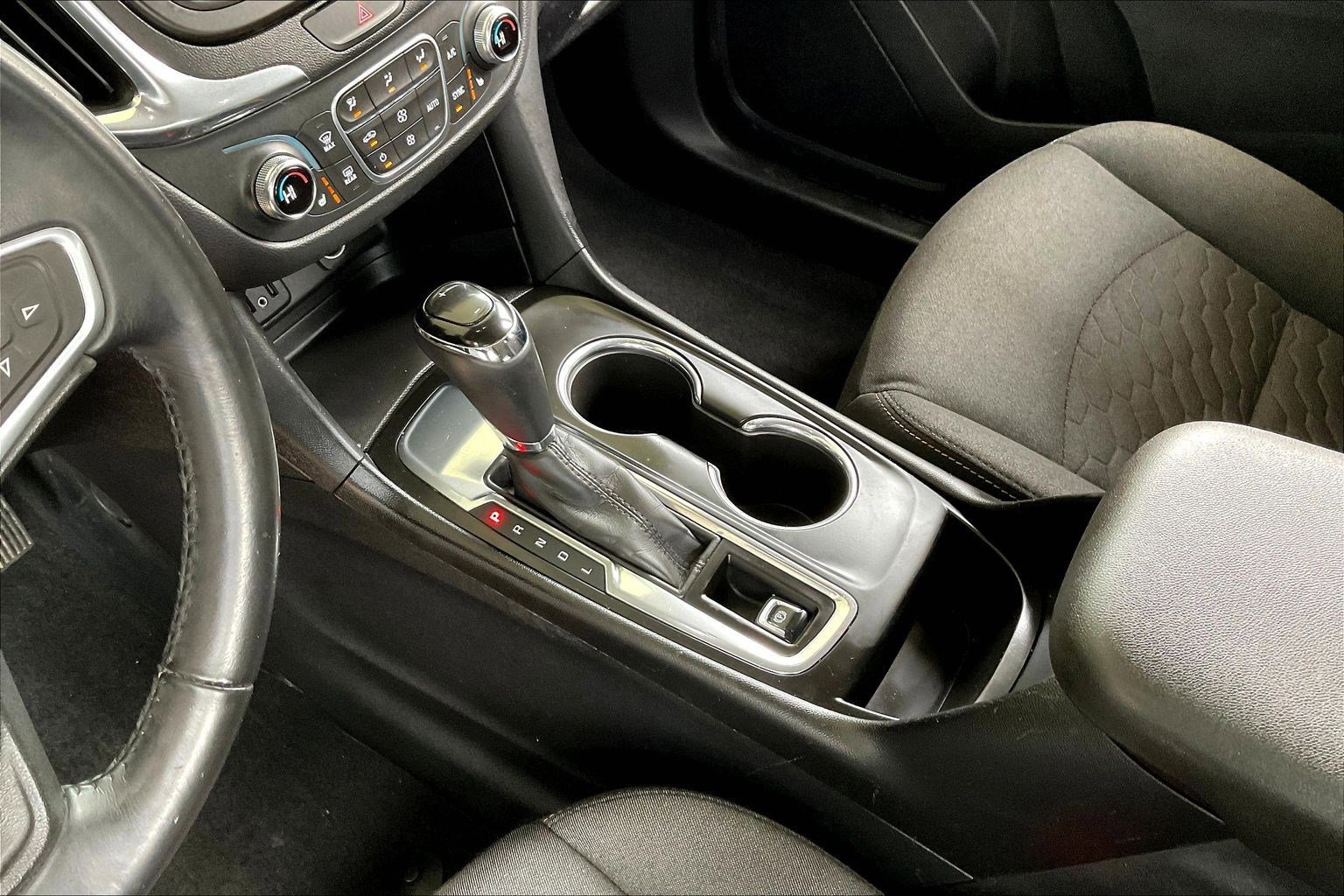 Used 2018 Chevrolet Equinox LT w/ LT Infotainment Plus Package image 18