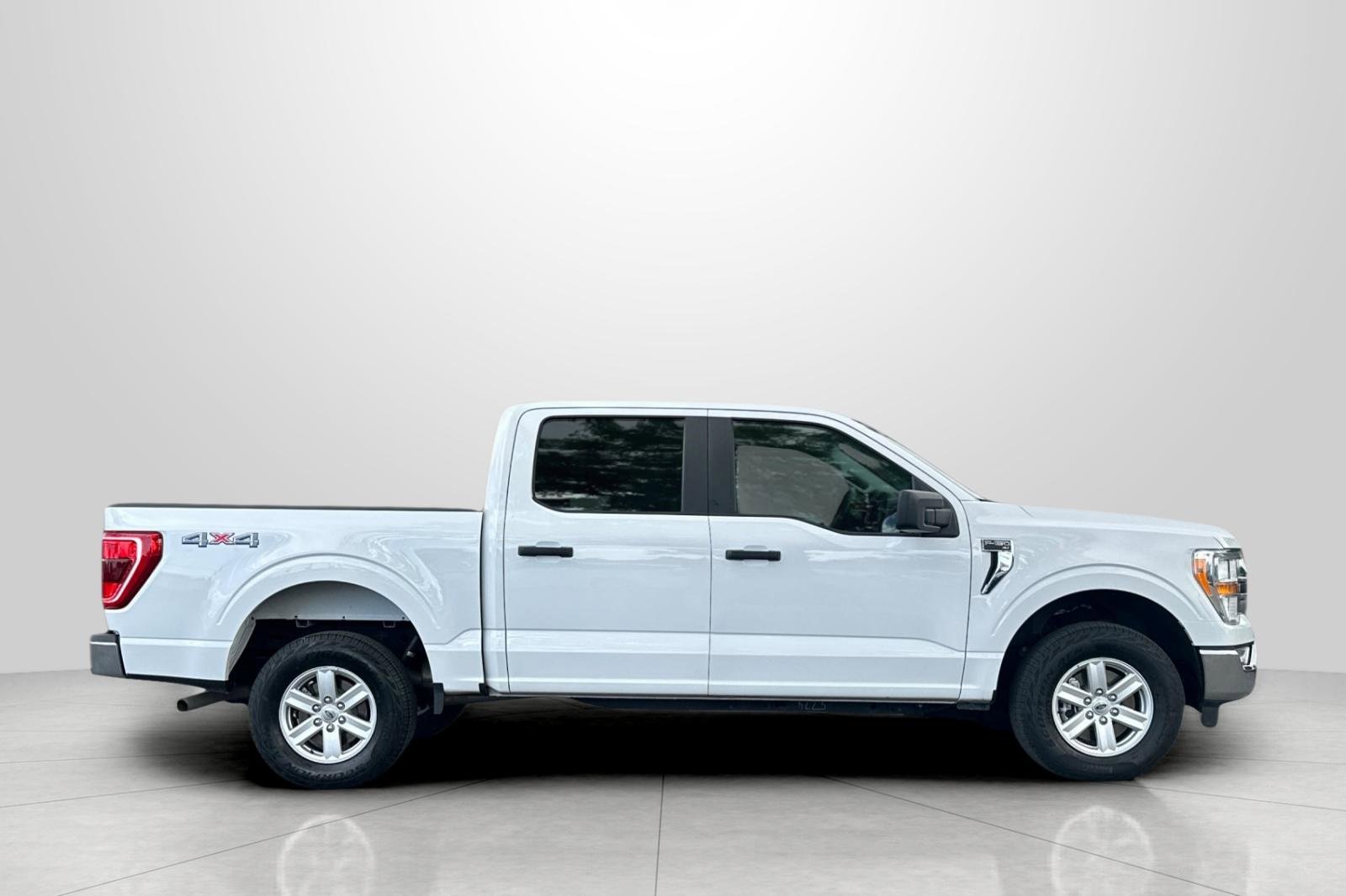 Used 2022 Ford F150 XLT image 4