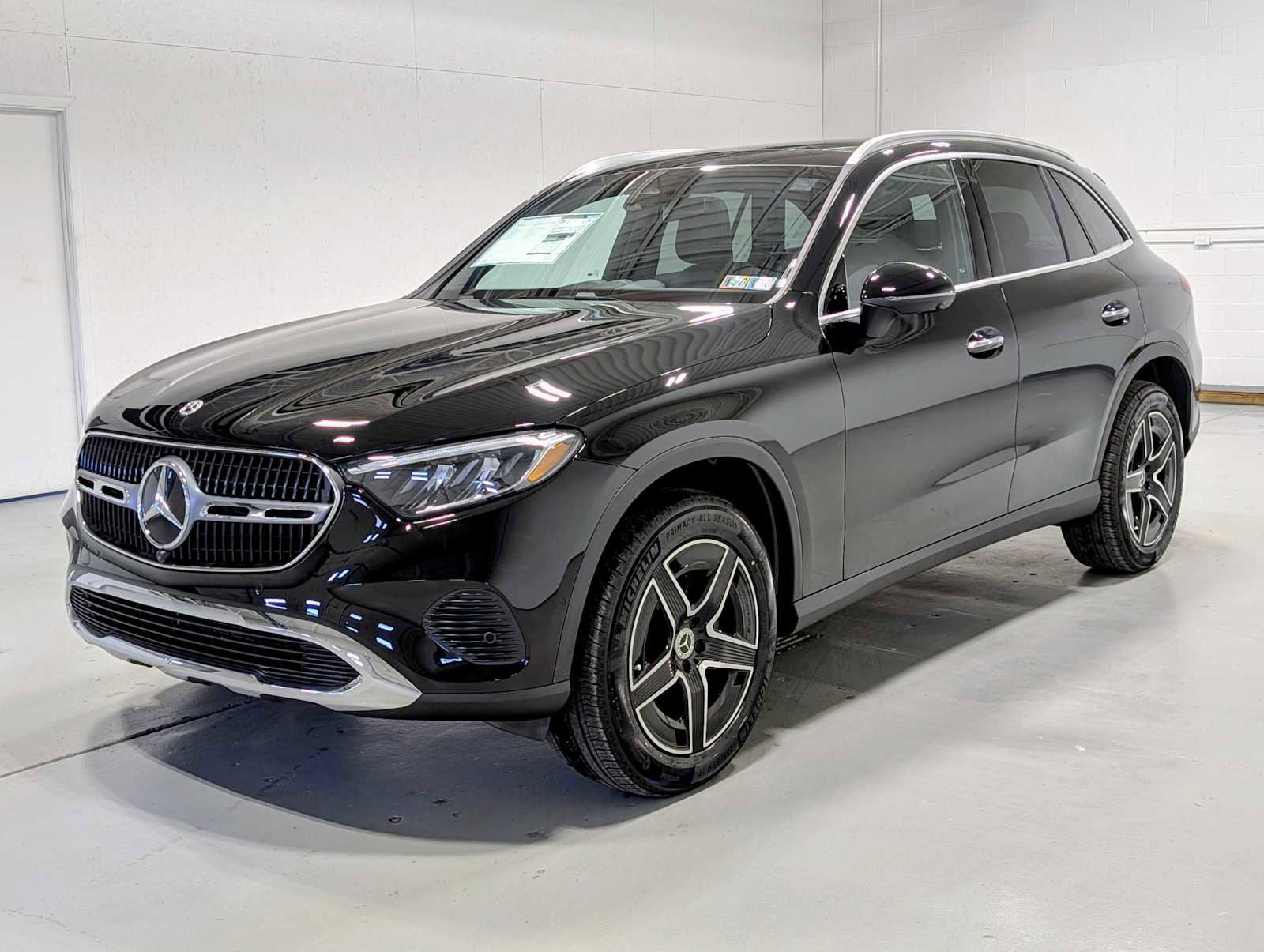New 2026 Mercedes-Benz GLC 300 4MATIC image 1