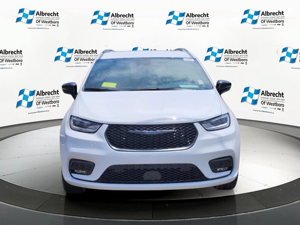 New 2026 Chrysler Pacifica Select w/ S Appearance Package AWD/4WD image 8