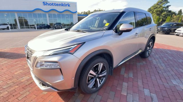 Used 2022 Nissan Rogue Platinum w/ Head-Up Display Package AWD/4WD image 5