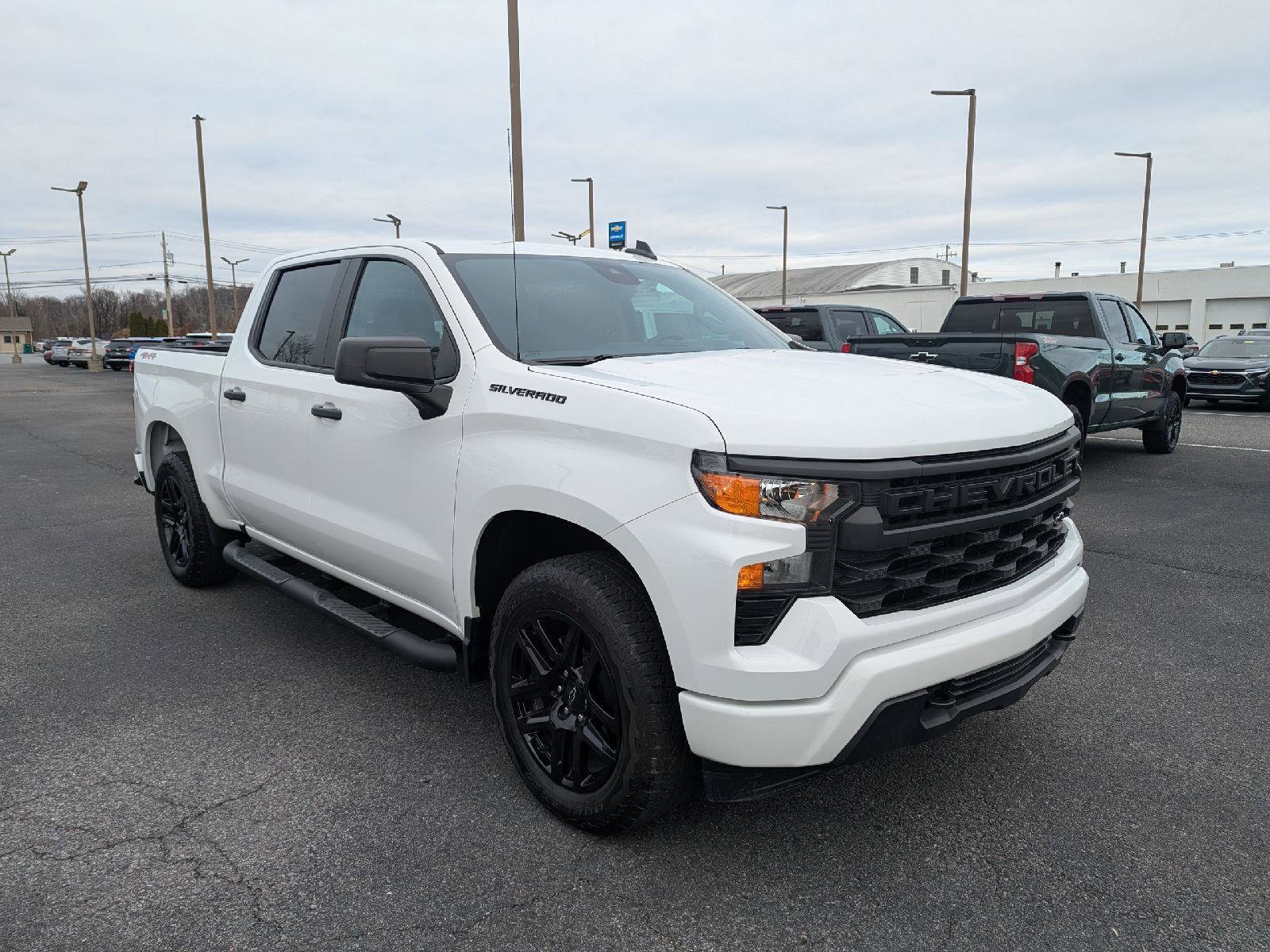 Certified 2024 Chevrolet Silverado 1500 Custom w/ Turbomax Blackout Package image 31